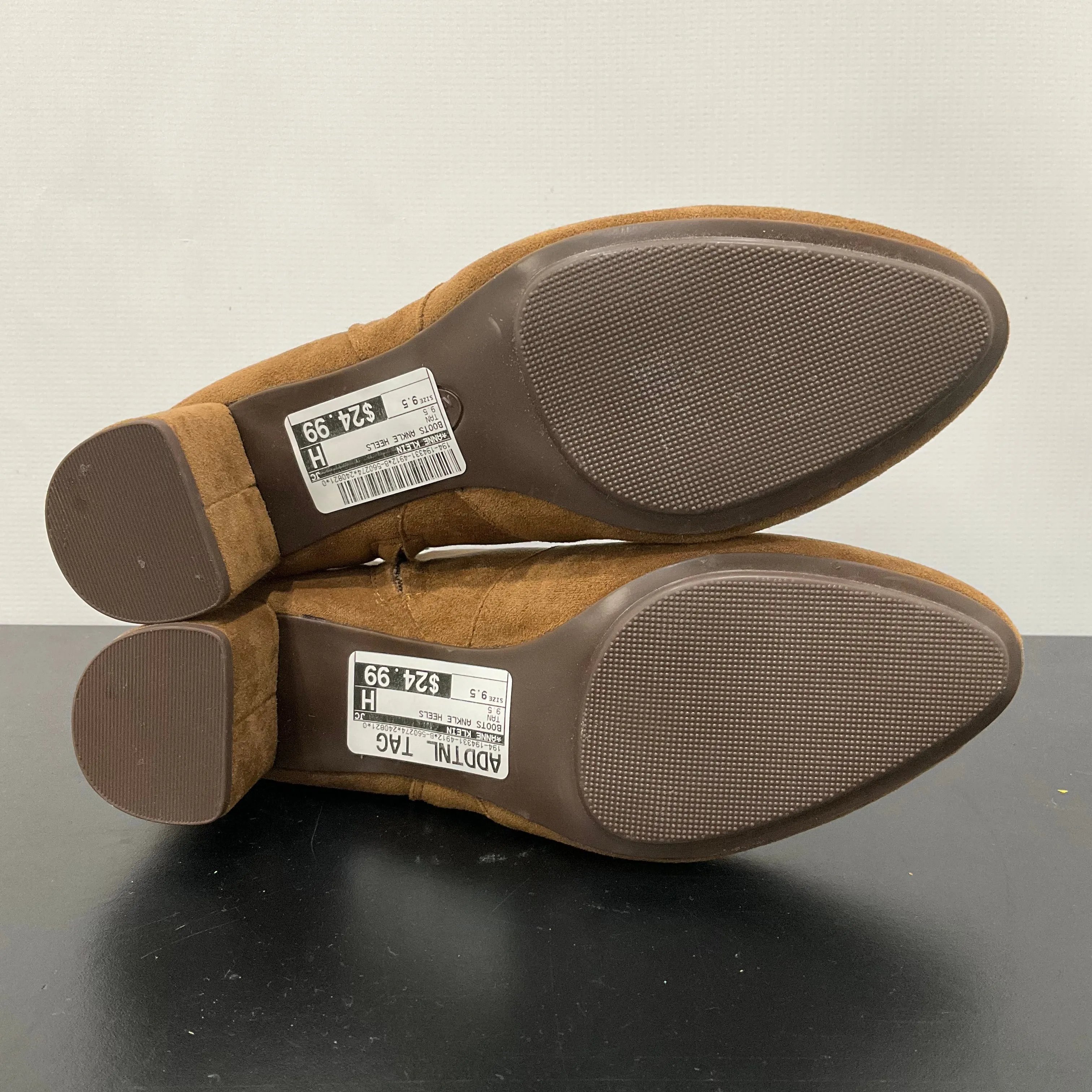 Boots Ankle Heels By Anne Klein In Tan, Size: 9.5