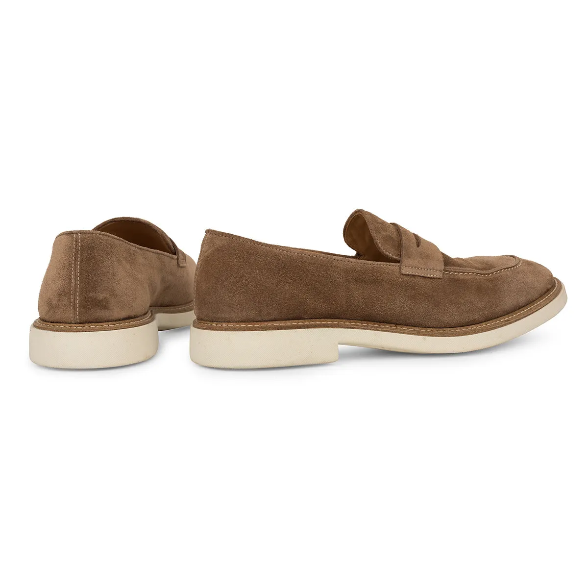 Certainly! The optimized title for this e-commerce product in English with modifiers could be: Sleek Tobacco Loafer - HOMER Mens 89026