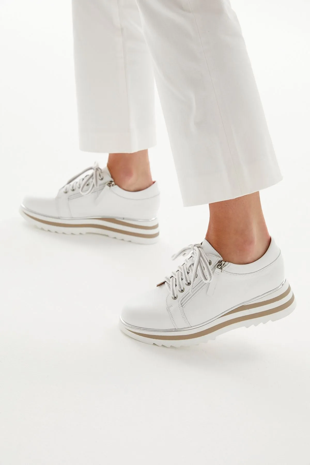 Hosting Womens Sneakers