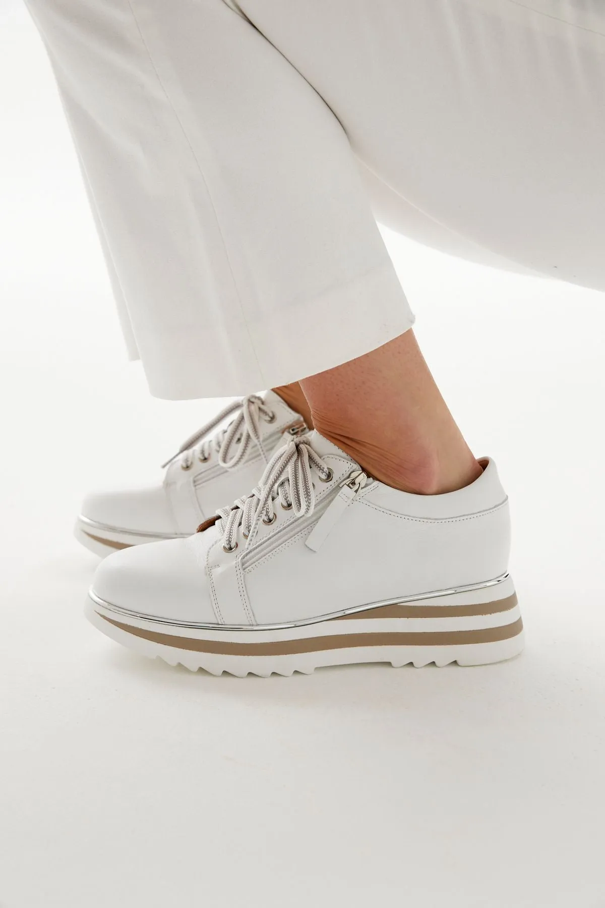 Hosting Womens Sneakers