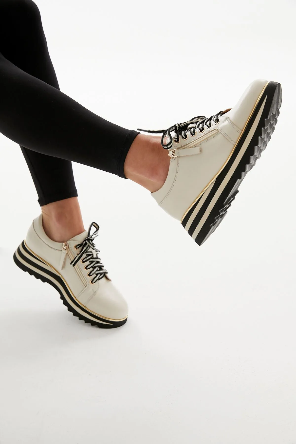 Hosting Womens Sneakers
