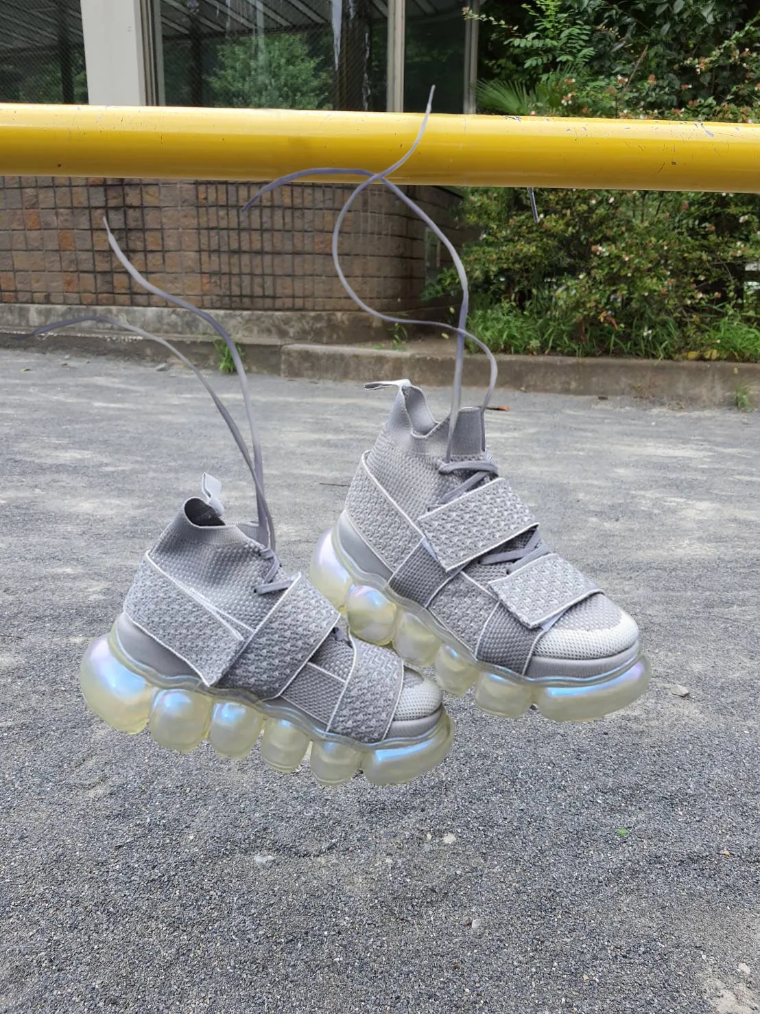 "Jewelry" High Shoes Beltcross / Aurora Gray