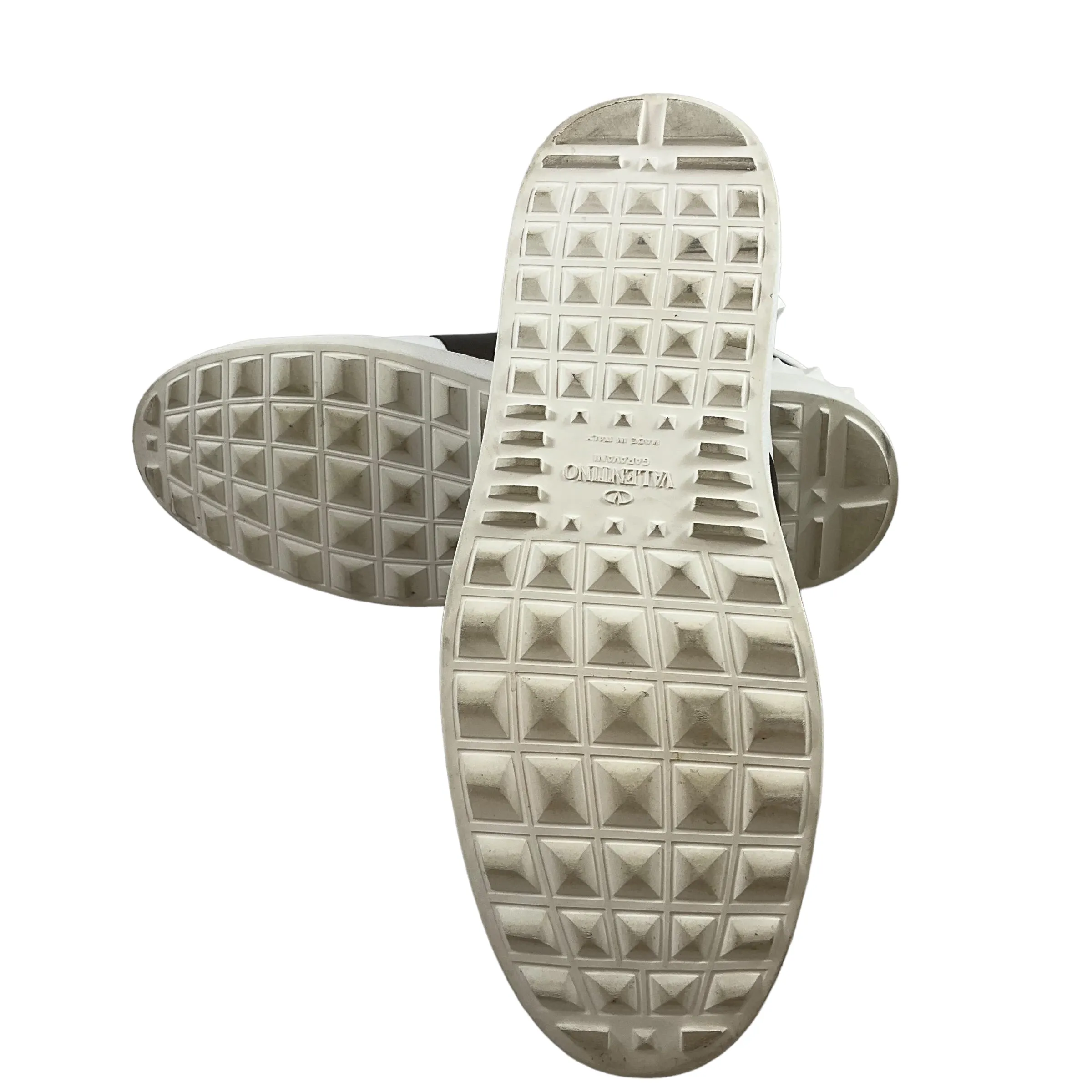 Valentino Rockstud Sneakers. Size 38