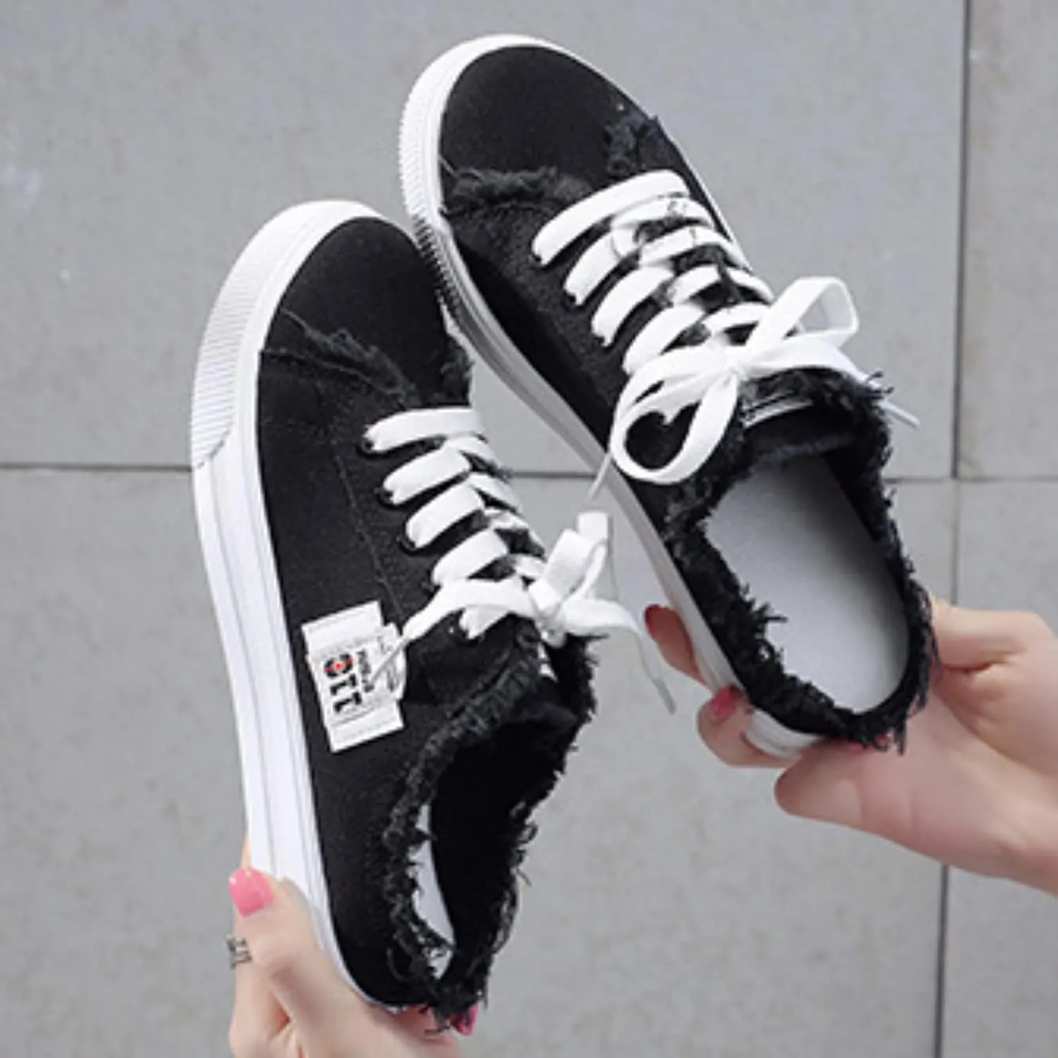 Walking Shoes for Women Canvas Mules Slip on Sneaker Fashion Comfortable Solid Color Slippers Casual Shoes for Ladies