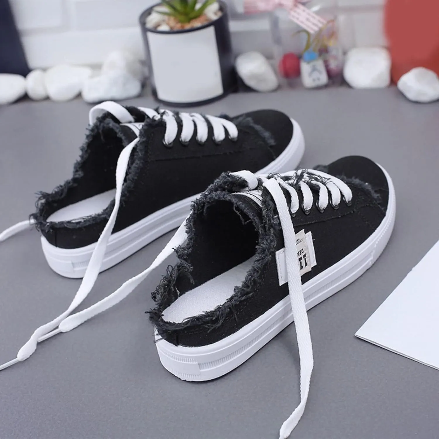 Walking Shoes for Women Canvas Mules Slip on Sneaker Fashion Comfortable Solid Color Slippers Casual Shoes for Ladies